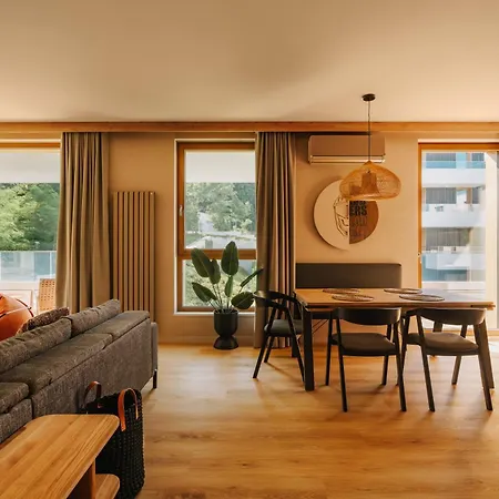 Riders Apartment *